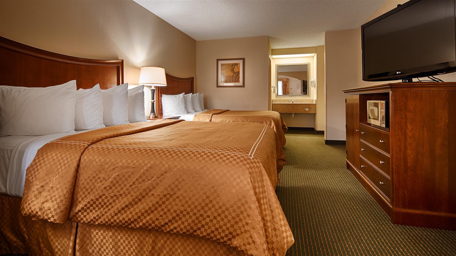 Best Western Inn & Suites Monroe Exterior photo