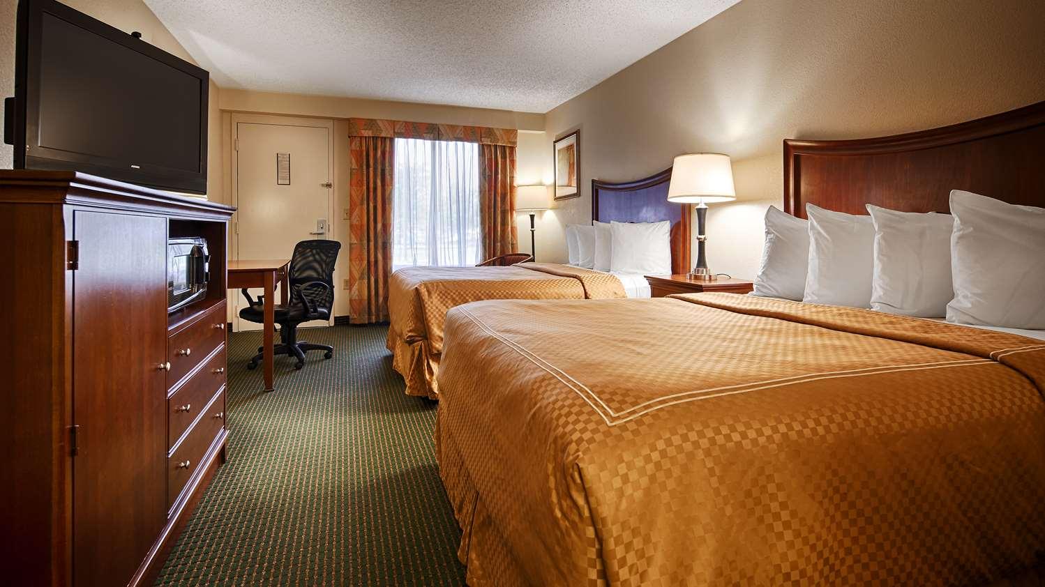 Best Western Inn & Suites Monroe Exterior photo